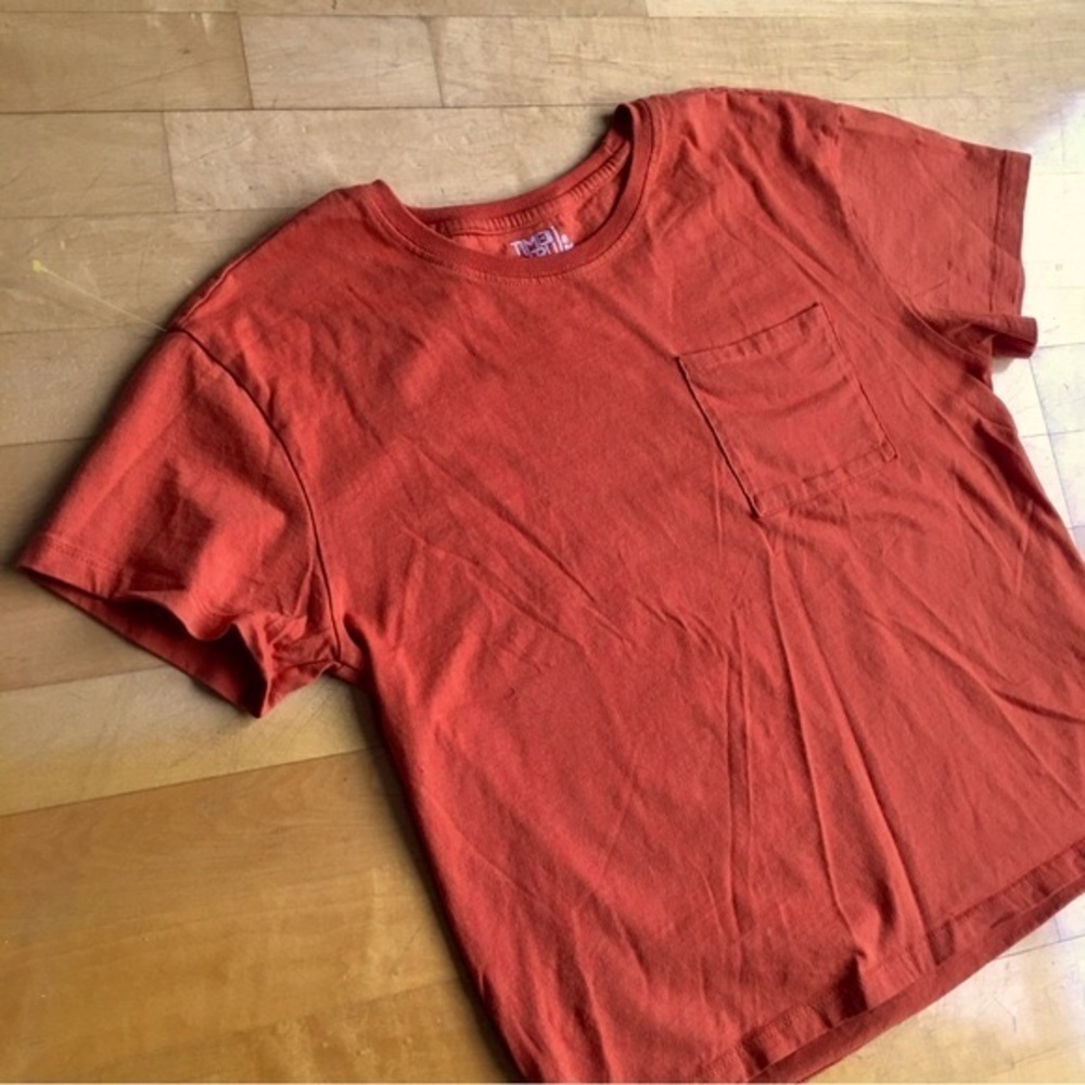 Time and Tru Short Sleeve Pocket Tee, 100% Cotton, Orange, Size S